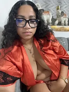 _emilywalker  live sex cam