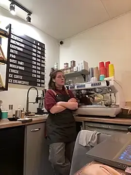 Cinnabon_  live sex cam