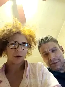 Tightliittlewetrheobbing  live sex cam