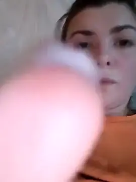 Cherry_Magdalena  live sex cam