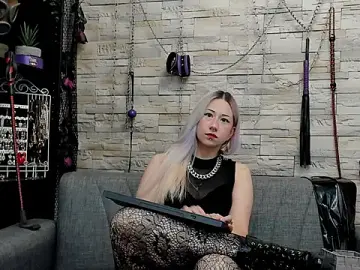 CruelMistress  live sex cam