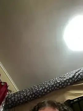 Nattiddlg  live sex cam