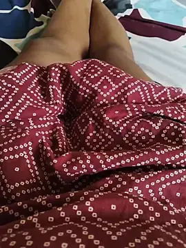 Tamil-swathi99  live sex cam