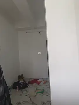 Cute-Sweety  live sex cam