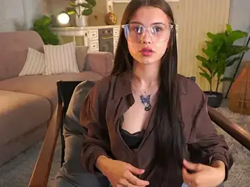 KarenaKukler  live sex cam
