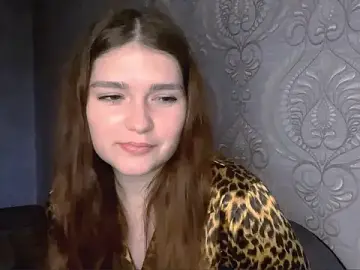 KareyBeaumont  live sex cam