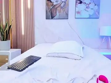 Sensual_Sophie_  live sex cam