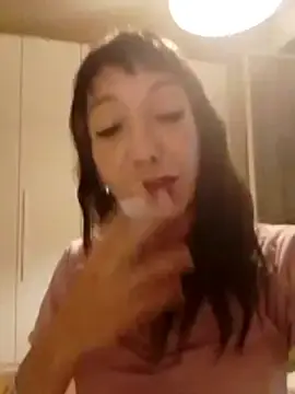Bebybuthot  live sex cam