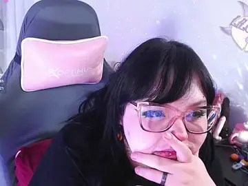 LiloMoon69  live sex cam