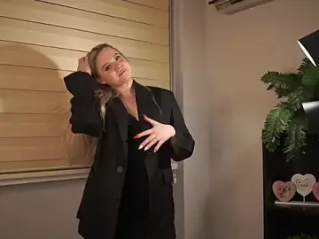 ScarletBohl  live sex cam