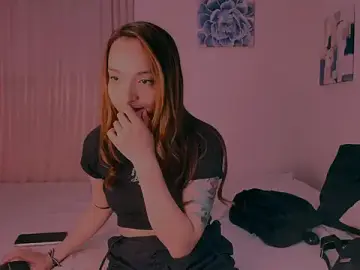 Srt_louren  live sex cam