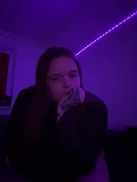 Hornyticck  live sex cam