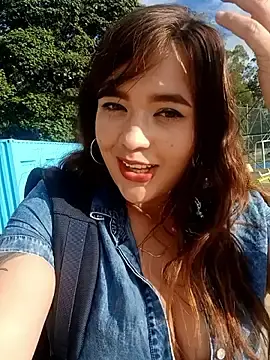 Miss_berlyn  live sex cam