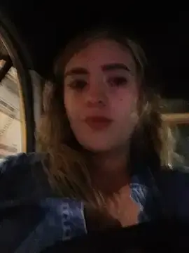 Miss_berlyn  live sex cam