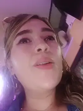 Miss_berlyn  live sex cam