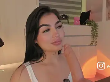 EmmyKenner  live sex cam