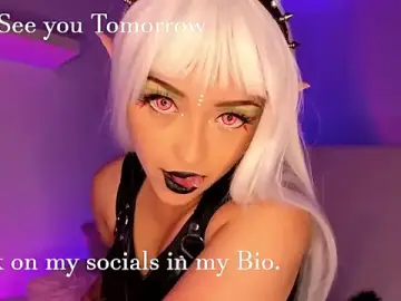Gloomydoll  live sex cam
