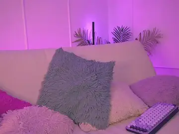 Gloomydoll  live sex cam