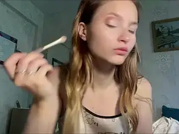 HeIen_cute  live sex cam