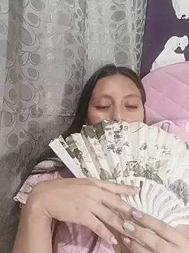 Lahila_  live sex cam