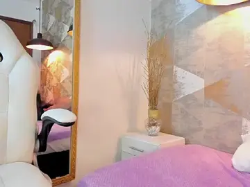 LalilaBrunettee  live sex cam