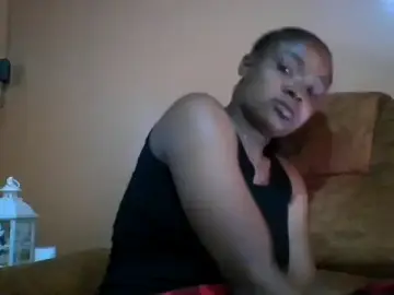 Quinter25  live sex cam