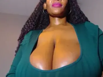 Silkytitss  live sex cam