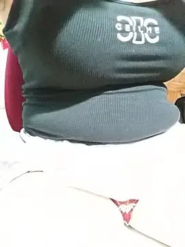 Tasu774  live sex cam