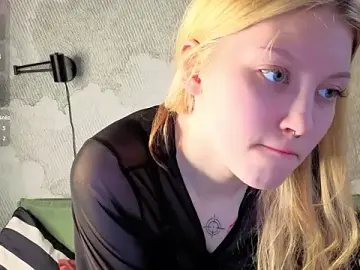 Yunella  live sex cam