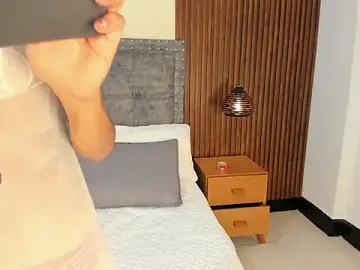 Chloe_petite18  live sex cam