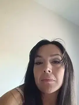 Gimimoremola  live sex cam