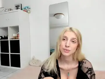 KenzieDawton  live sex cam
