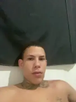 LLarinha  live sex cam