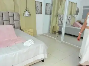 Matildeausten  live sex cam