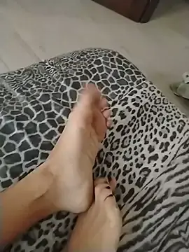 Ninileo  live sex cam