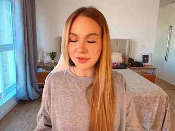 Tracy-Taylor  live sex cam