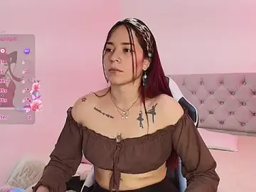 Alaia_skater69  live sex cam