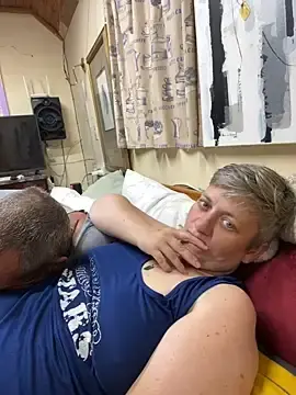 Blueiceeyes  live sex cam