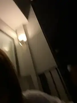 Ema_ch2525  live sex cam