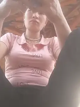 HGiasexy69  live sex cam