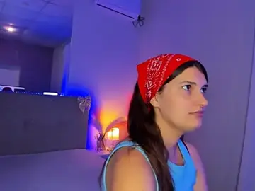 Laura_Leee  live sex cam