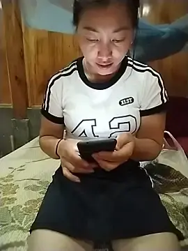 Lovephay8x  live sex cam
