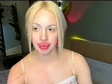 Luna_Beverly  live sex cam