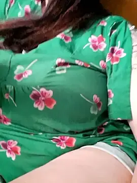 Rozaaaaforyoubigboob  live sex cam