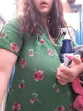 Rozaaaaforyoubigboob  live sex cam