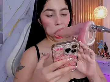 Alissaowens_  live sex cam
