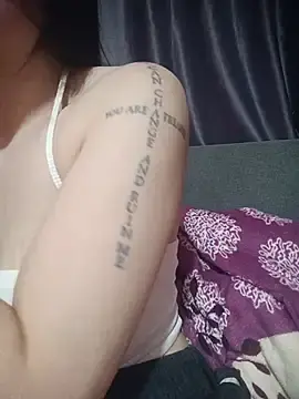 MiHeni  live sex cam