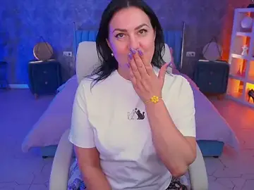 VelvetLuck  live sex cam
