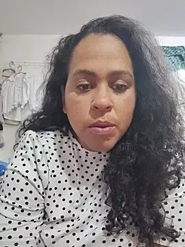 Iamlatinaforeva  live sex cam