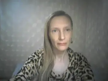 Averinona  live sex cam